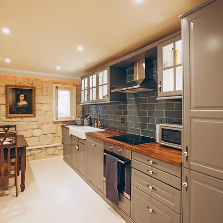 No 1 Mandria Feriehus *