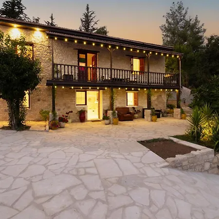 No 1 Mandria 펜션 레메소스