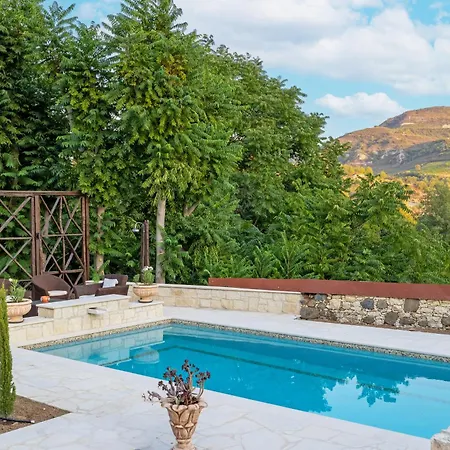 No 1 Mandria Feriehus